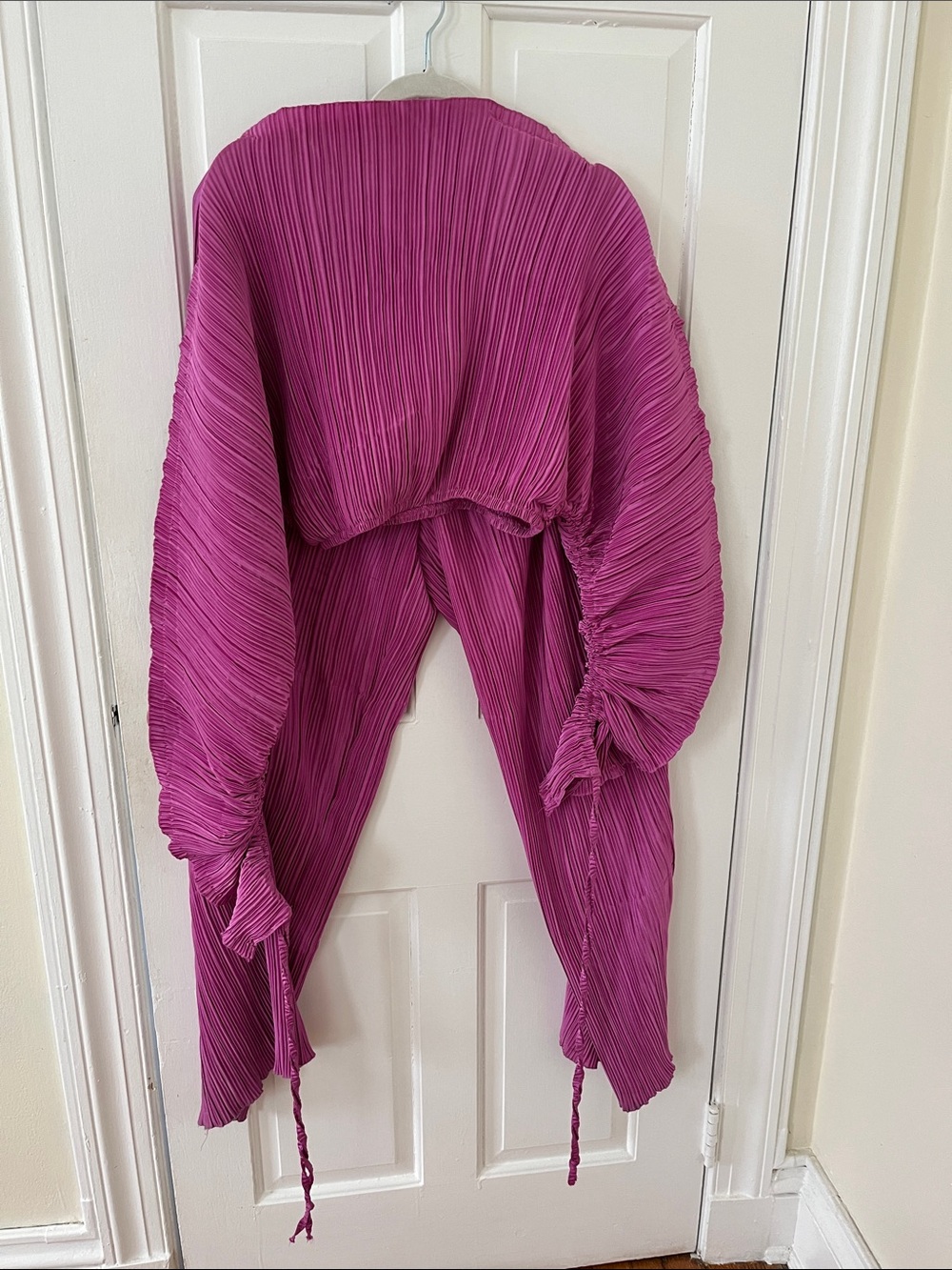Fashion Nova Pleated Magenta Balloon-Sleeve Sweater